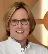 Prof. med. Dr. Esther Troost